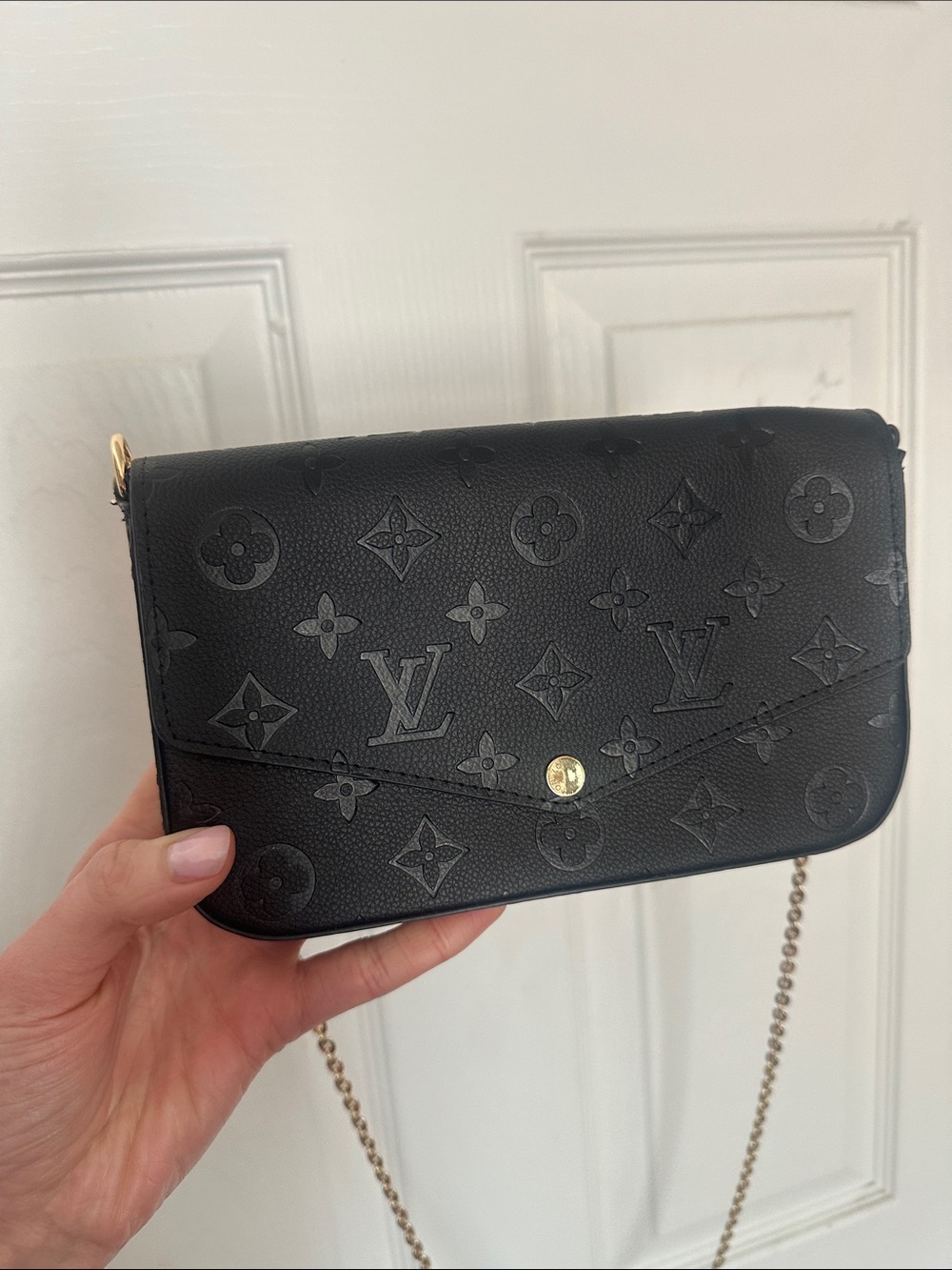 Black Gold Chain clutch